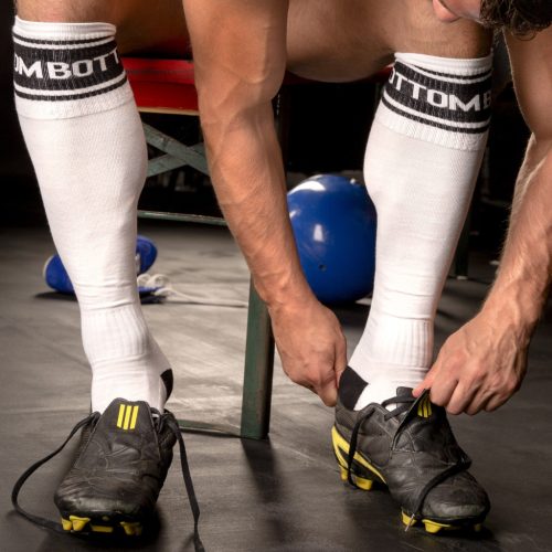 Identitás Zokni – stílusos és kényelmes alsó zokni