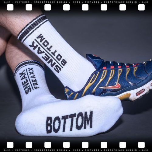 Sokken Sneak – stílusos fehér-fekete zokni