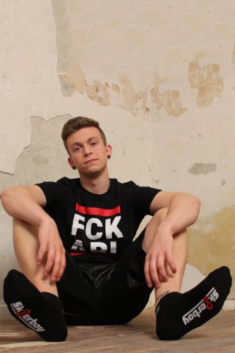 Sk8erboy – fekete negyedzokni, stílusos kényelem