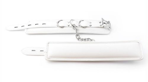 Cuff Bomb – fehér bokapántok a szenvedélyes játékhoz