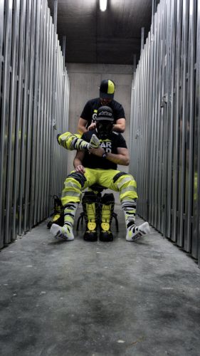 High Mx Socks Sk8erboy – stílusos fehér-fluo-fekete zokni