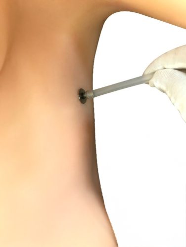 Păpușa Emily Love cu aspirație foarte puternică